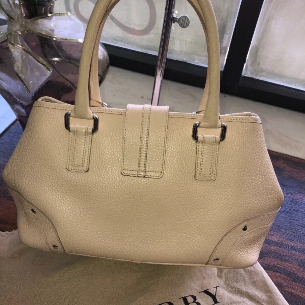 Burberry pebble Leather handbag purse - Picture 2 of 10